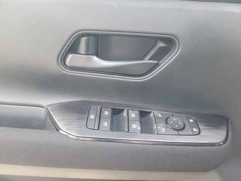 New 2026 Nissan Kicks S FWD image 15