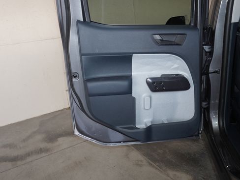 New 2025 Ford Maverick XLT w/ Equipment Group 302A image 38