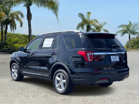 Used 2019 Ford Explorer XLT w/ Equipment Group 201A FWD image 4
