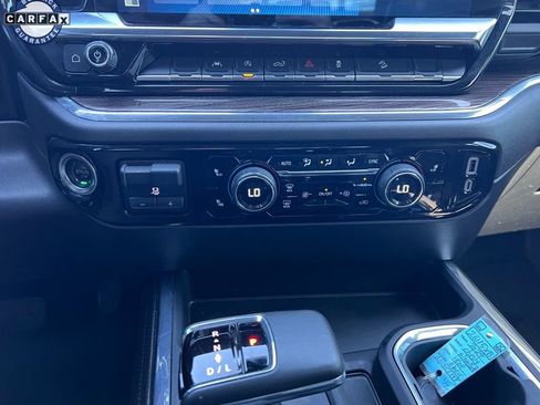 Used 2024 Chevrolet Silverado 1500 LT Trail Boss w/ Convenience Package II image 15