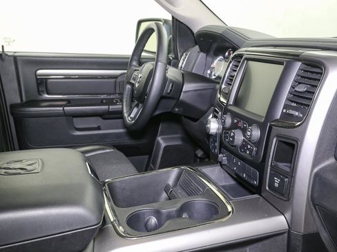 Used 2016 RAM 1500 Sport image 16