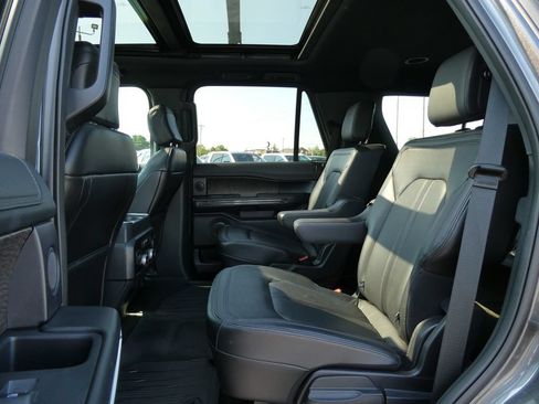 Used 2020 Ford Expedition Limited w/ Special Edition Package AWD/4WD image 22