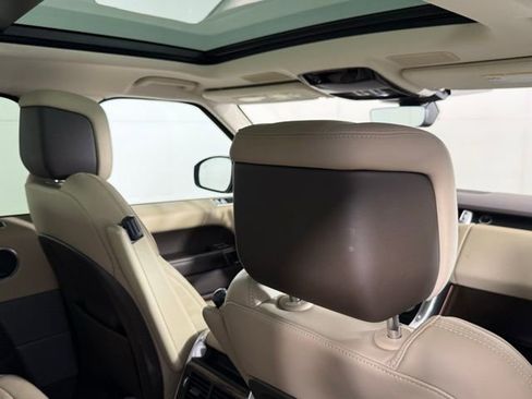 Used 2021 Land Rover Range Rover Sport HSE Silver Edition image 28