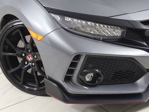 Used 2019 Honda Civic Type R image 18