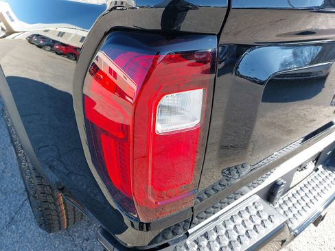 New 2026 GMC Canyon Elevation image 36