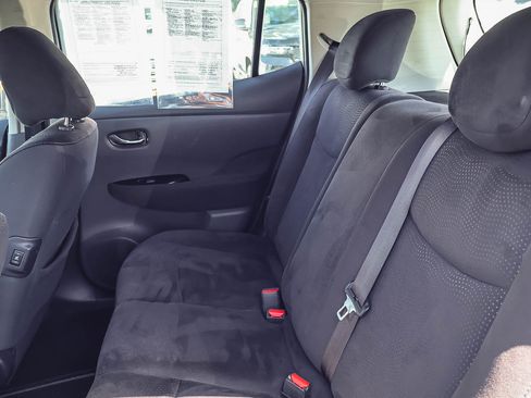 Used 2013 Nissan Leaf SV w/ LED & Quick Charge Pkg FWD image 14