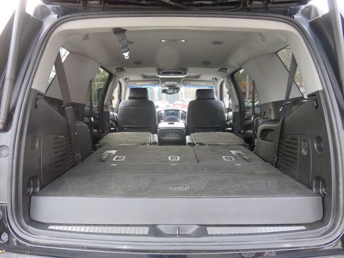 Used 2020 Chevrolet Tahoe LT image 29