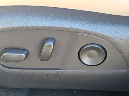 New 2026 Buick Enclave Preferred image 24