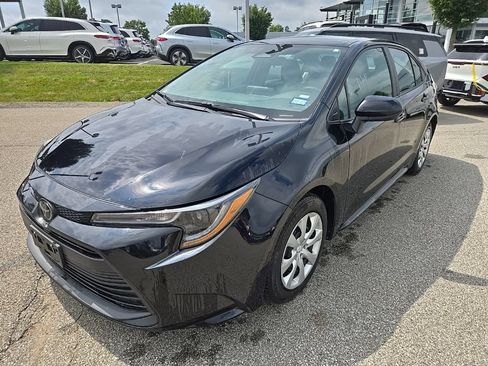Used 2024 Toyota Corolla LE FWD image 10