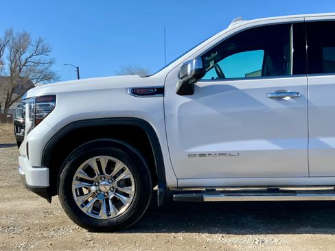 Certified 2024 GMC Sierra 1500 Denali w/ Technology Package image 10