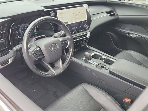 Used 2023 Lexus RX 350 image 3