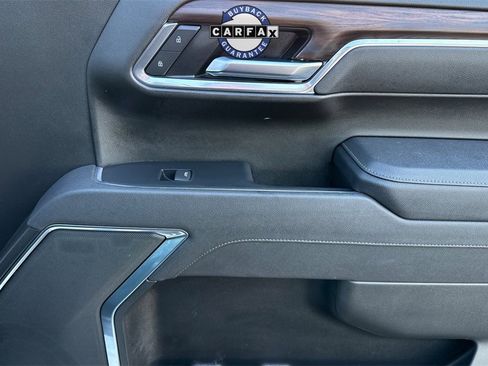 Used 2025 GMC Sierra 1500 SLT image 25