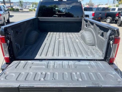 Used 2019 Ford F350 Lariat image 25