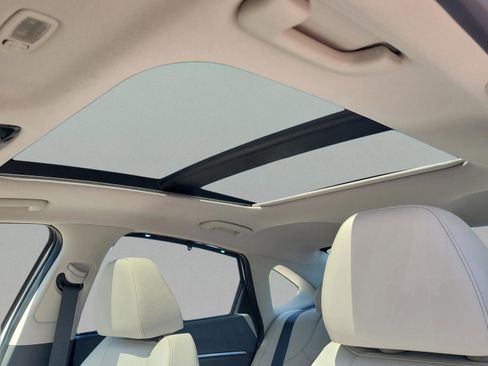 New 2025 Hyundai Sonata Limited image 34