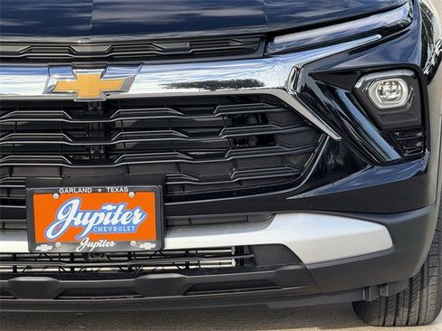 New 2026 Chevrolet TrailBlazer LT w/ Convenience Package image 9