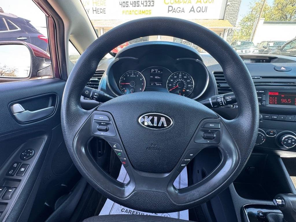 Used 2017 Kia Forte LX FWD image 10