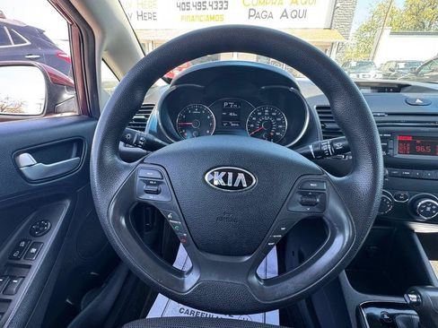 Used 2017 Kia Forte LX FWD image 10