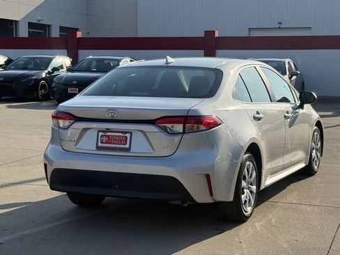 Used 2024 Toyota Corolla LE FWD image 4