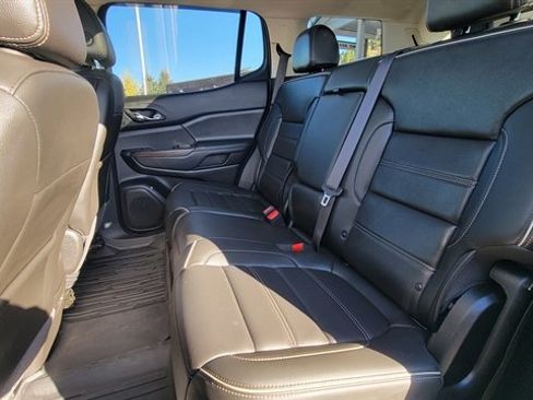 Used 2023 GMC Acadia Denali w/ Denali Ultimate Package image 58