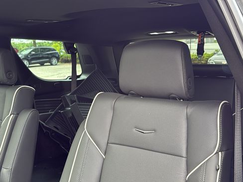 New 2026 Cadillac Escalade Luxury w/ Touring Package AWD/4WD image 29