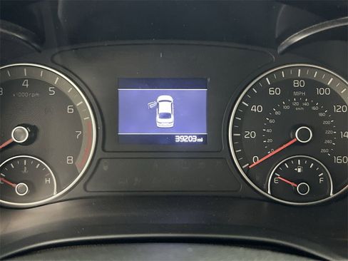 Used 2019 Kia Optima EX image 12