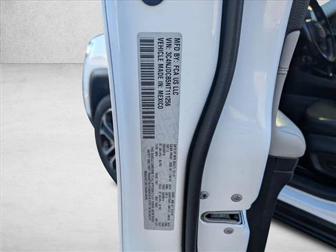 Used 2022 Jeep Compass Limited image 22