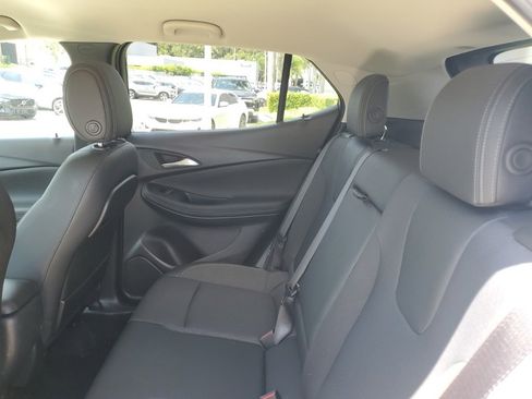 Used 2022 Buick Encore GX Select w/ Sport Touring Package image 7