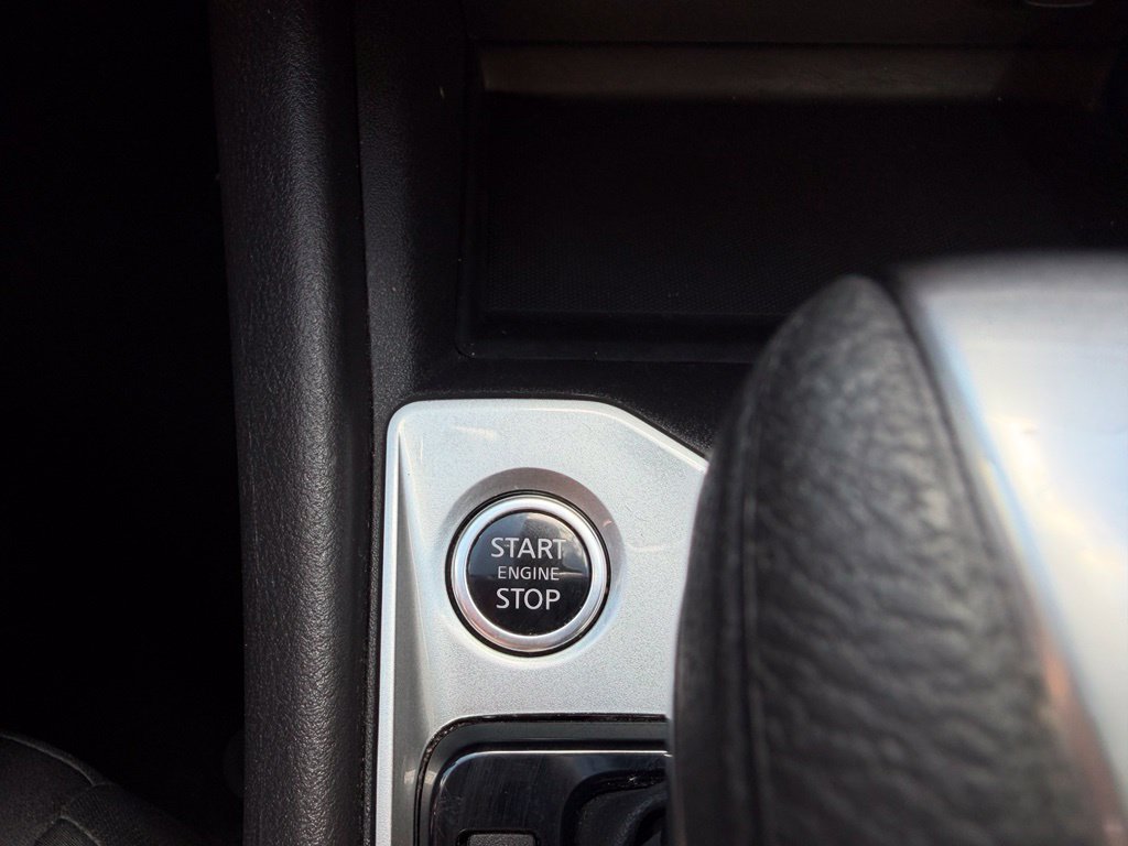 Used 2025 Nissan Altima 2.5 SV AWD/4WD image 14
