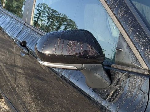 Used 2025 Toyota Camry LE image 12