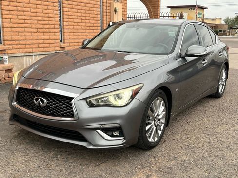 Used 2018 INFINITI Q50 Luxe w/ Sensory Package (Luxe) image 3