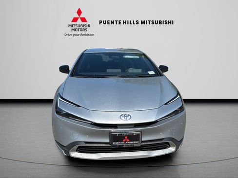 Used 2023 Toyota Prius Prime FWD image 2