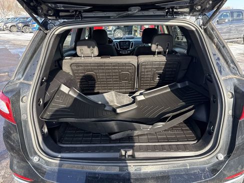 Used 2018 Chevrolet Equinox LT image 15