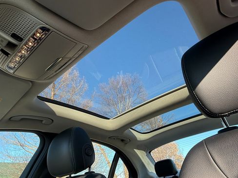 Used 2017 Mercedes-Benz C 300 C 300 4MATIC image 20