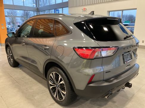 Certified 2021 Ford Escape SEL w/ SEL Stealth AWD Package image 7