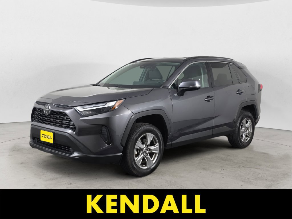Used 2024 Toyota RAV4 XLE AWD/4WD image 1
