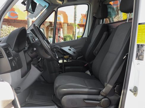 Used 2012 Mercedes-Benz Sprinter 3500 image 15