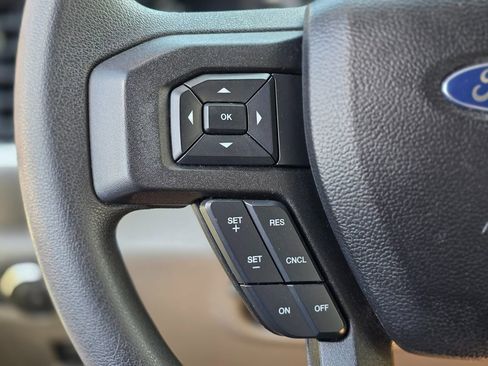 Used 2017 Ford F250 XLT w/ XLT Value Package image 28