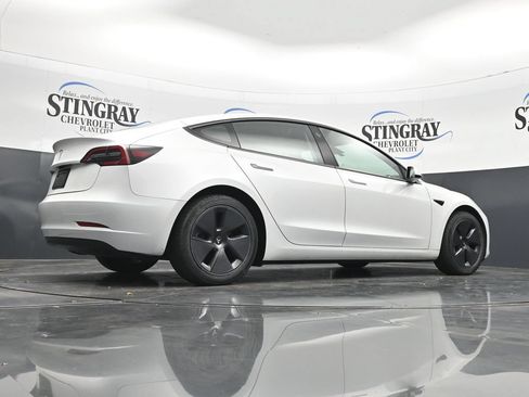 Used 2023 Tesla Model 3 Standard Range RWD image 32