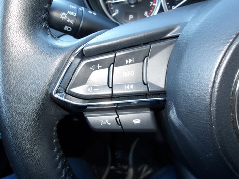 Used 2022 MAZDA CX-9 Touring image 16