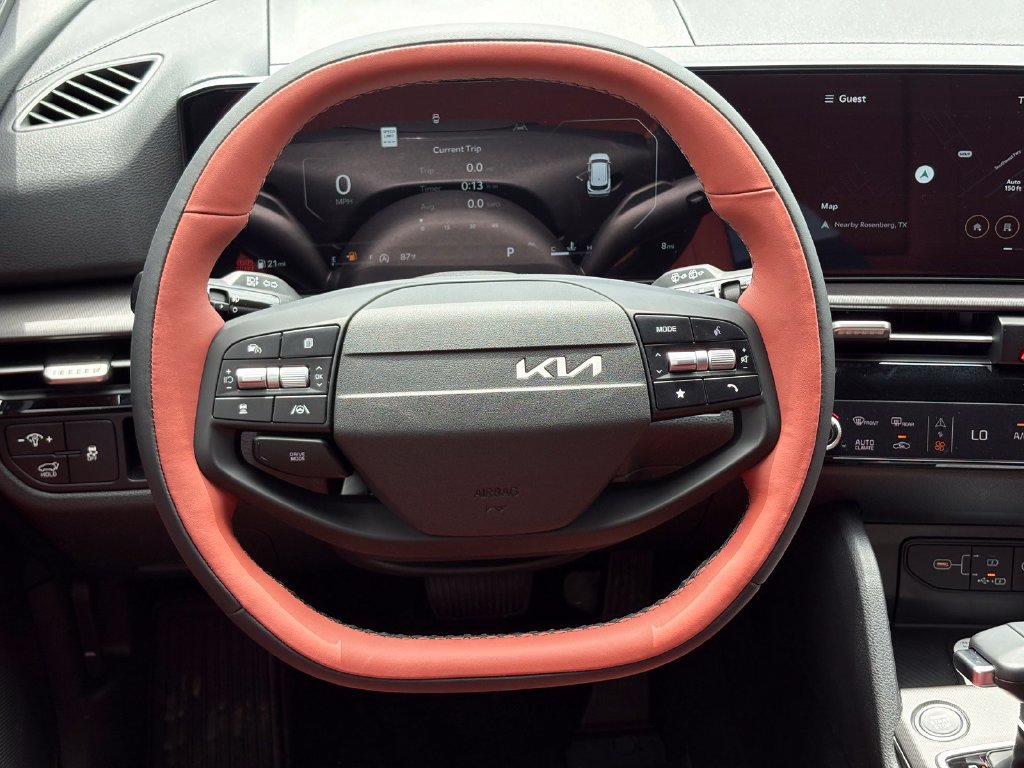 New 2026 Kia Sportage SX FWD image 32