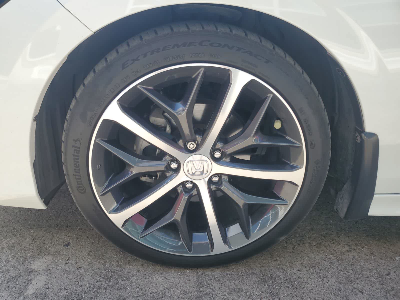Used 2024 Honda Civic Touring image 12