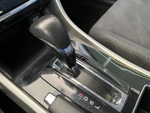 Used 2016 Honda Accord EX image 15