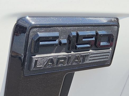 Used 2024 Ford F150 Lariat w/ FX4 Off-Road Package AWD/4WD image 7
