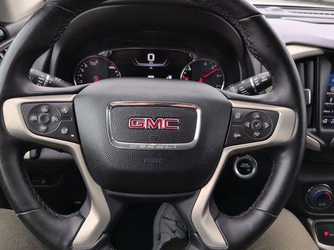 Used 2024 GMC Terrain Denali AWD/4WD image 19