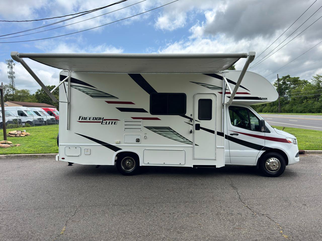 Used 2019 Mercedes-Benz Sprinter 170 image 4