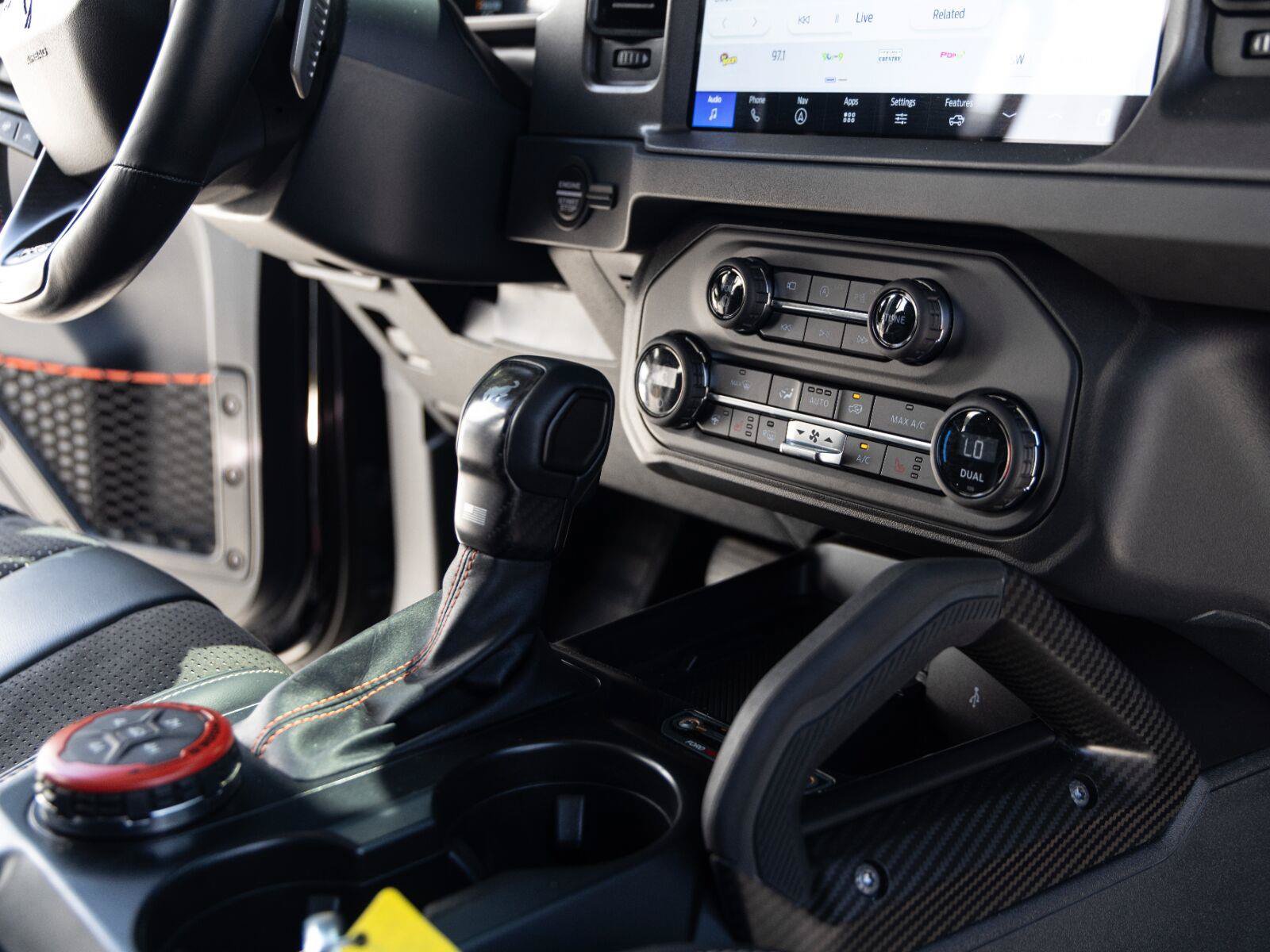 Used 2025 Ford Bronco Raptor w/ Interior Carbon Fiber Pack AWD/4WD image 36