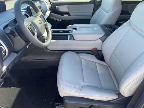 New 2025 Ford Expedition Max Active image 13