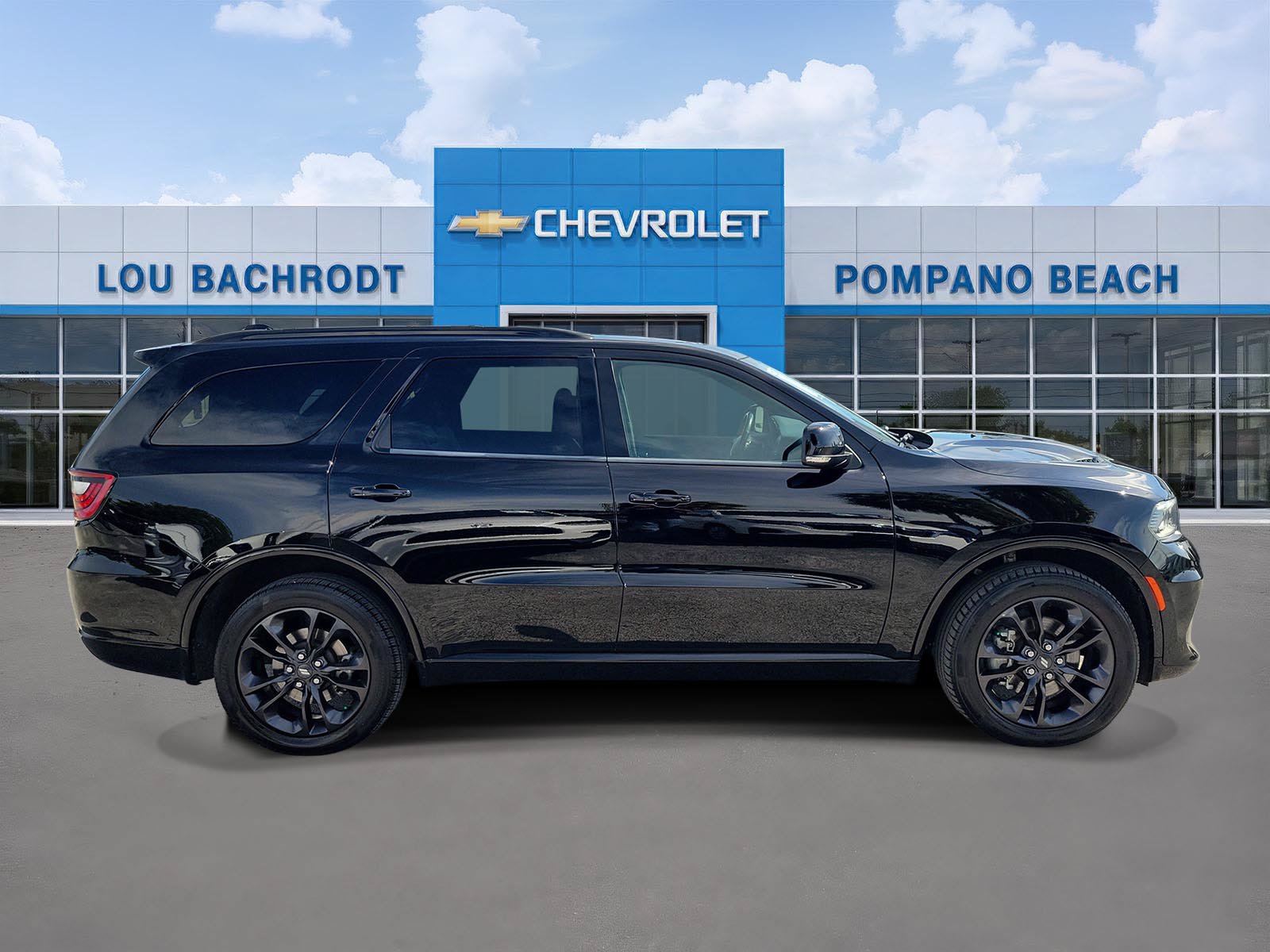 Used 2023 Dodge Durango GT AWD/4WD image 2