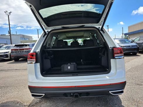 New 2026 Volkswagen Atlas SE FWD image 24