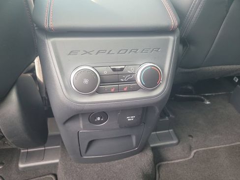 Used 2025 Ford Explorer ST w/ Sun And Sound Package RWD image 16